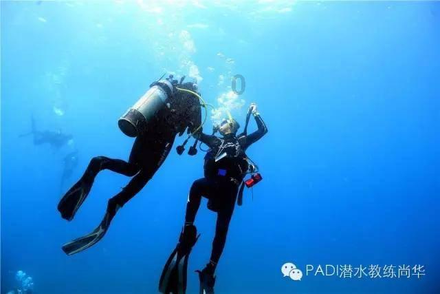 吴磊、赵今麦《在暴雪时分》定档，期待林亦扬与殷果带来的故事！